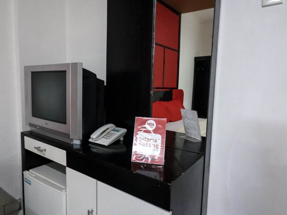 Hotel Mangga Dua Makassar Buitenkant foto