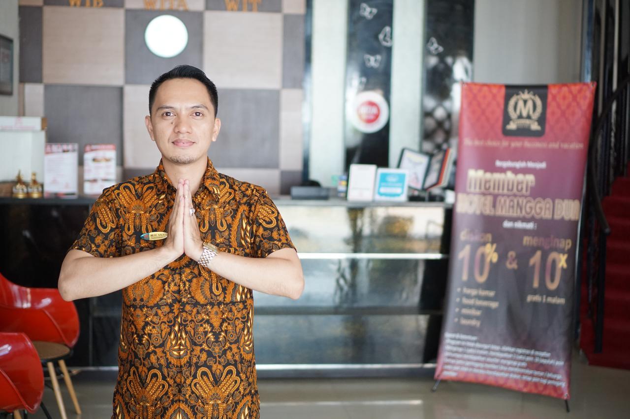 Hotel Mangga Dua Makassar Buitenkant foto